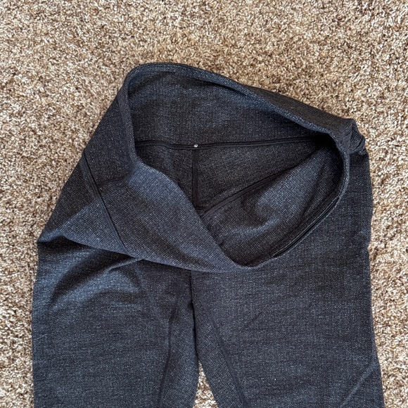 Lululemon Heather Black Leggings - Picture 2 of 7